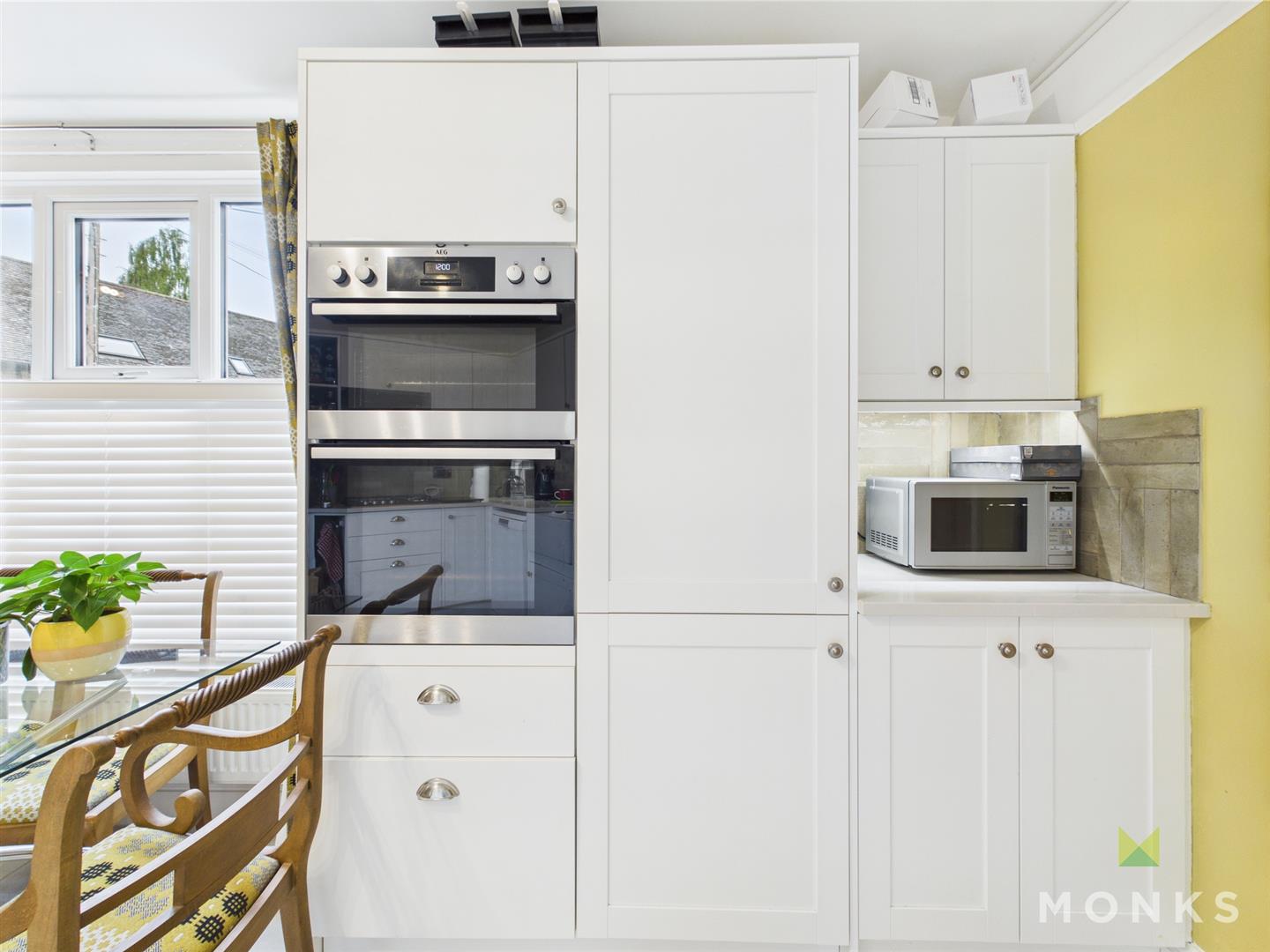 85a Park Avenue, Oswestry, SY11 1AX For Sale